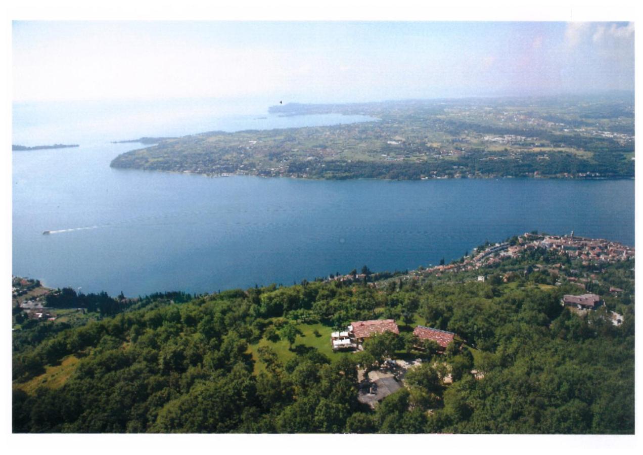La FIOCCHINA - Magic Place - Salò - Garda Lake - countryside farmhouse, inside the middle of the lake Exterior foto