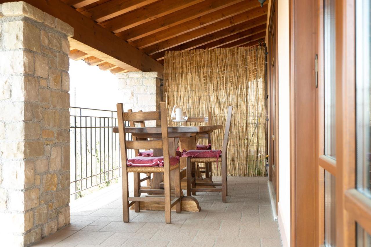 La FIOCCHINA - Magic Place - Salò - Garda Lake - countryside farmhouse, inside the middle of the lake Exterior foto