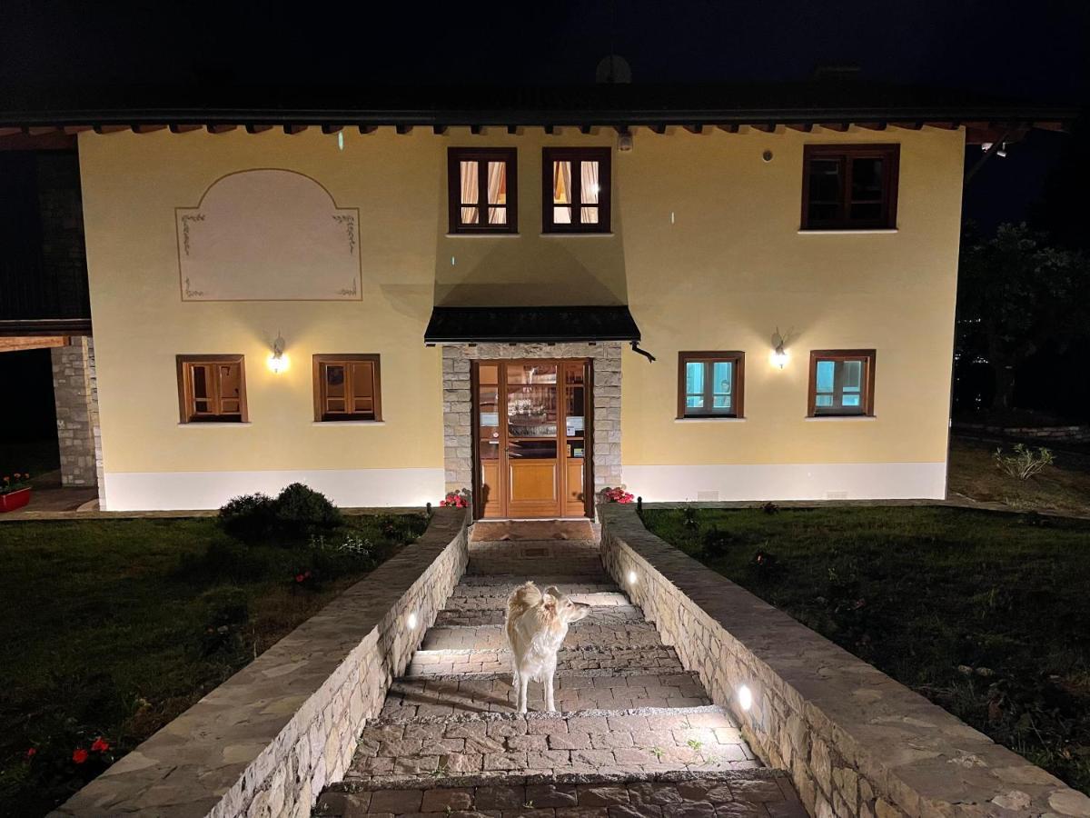 La FIOCCHINA - Magic Place - Salò - Garda Lake - countryside farmhouse, inside the middle of the lake Exterior foto