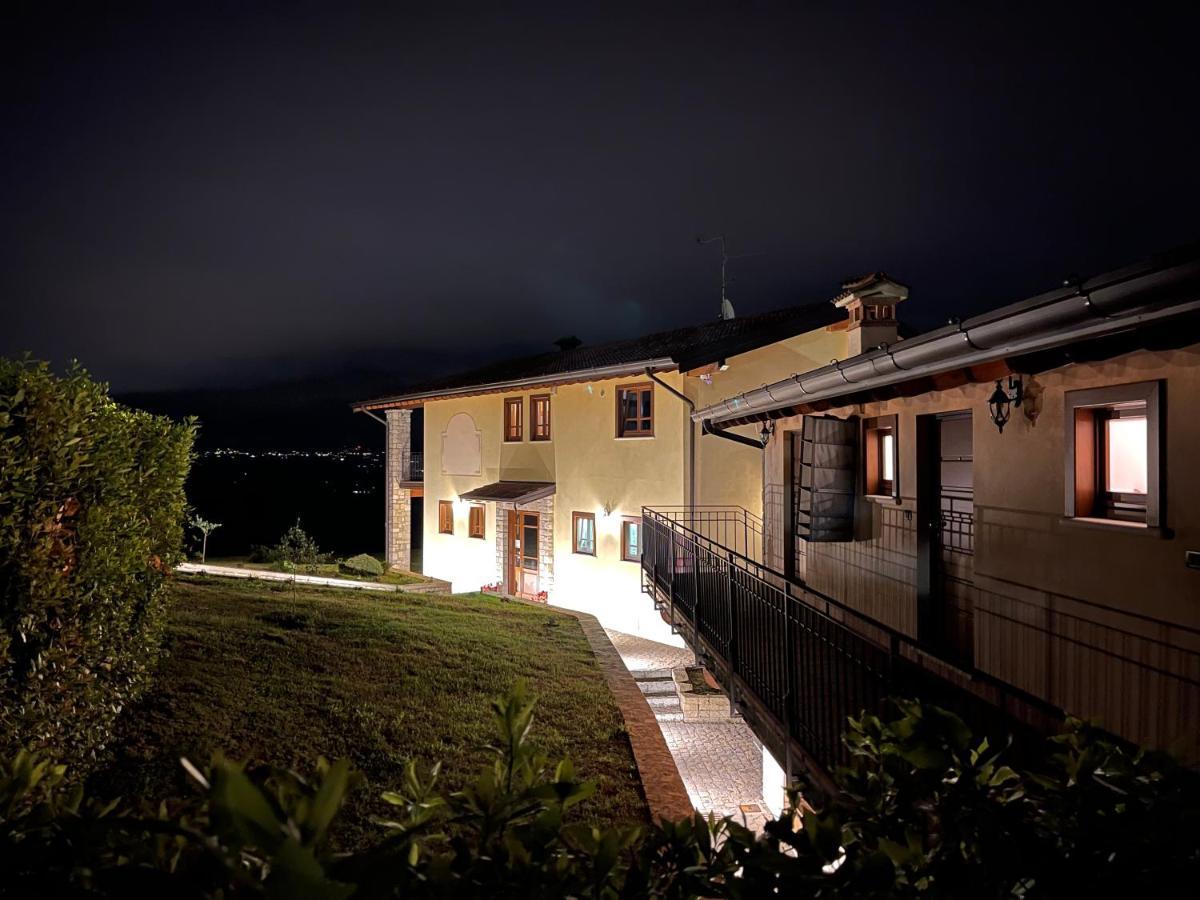 La FIOCCHINA - Magic Place - Salò - Garda Lake - countryside farmhouse, inside the middle of the lake Exterior foto